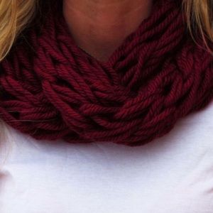 NWT Burgundy Wine Handmade Chunky Knit Scarf